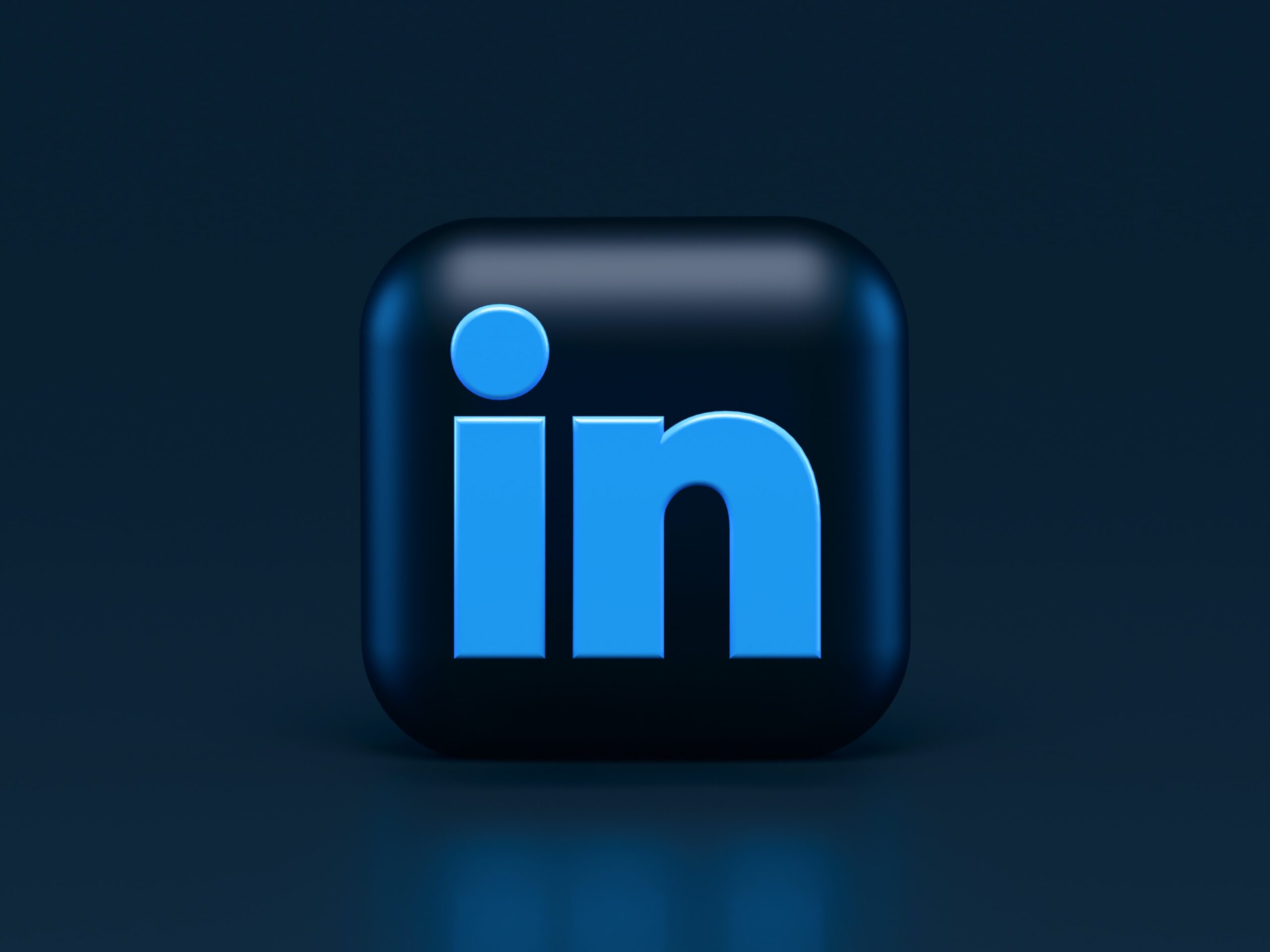 5 LinkedIn Profile Tips to Boost Your Brand Authority